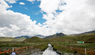 6766澳门娱乐直营 Lang Kazi County large-scale solar central heating project prepares for the 2020 heating season